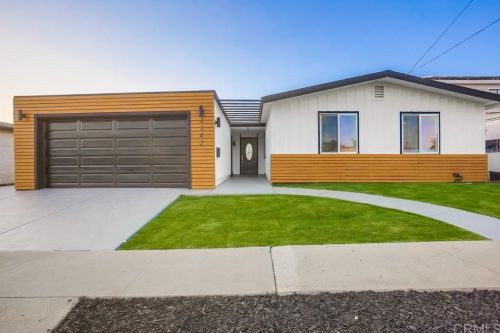 4042 Conrad Ave, San Diego CA 92117-1913 exterior