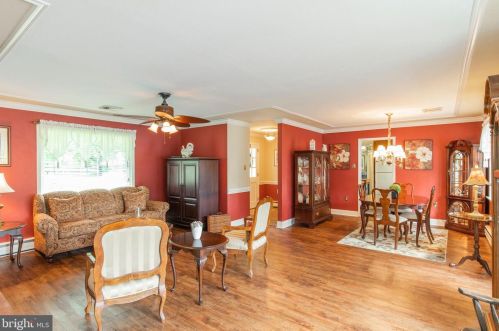 388 Smithbridge Rd, Glen Mills PA  19342-1429 exterior