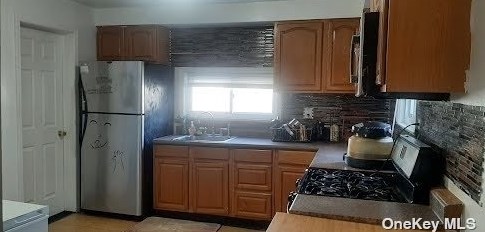 14-36 Eggert Pl, Far Rockaway, NY 11691-2308