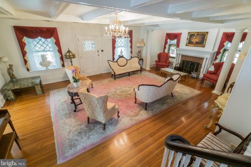 401 College Ave, Haverford PA  19041-1009 exterior