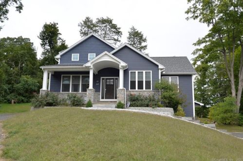 229 Riverside Rd, Sandy Hook, CT 06482-1211