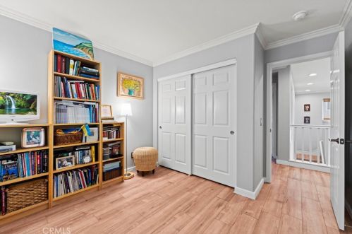 27122 Brown Oaks Way, Santa Clarita CA  91387-3894 exterior