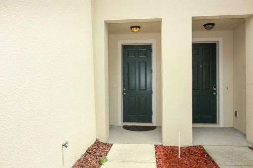 10457 Regent Square Dr, Orlando, FL 32825-4523