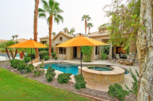 55685 Riviera, La Quinta CA  92253-4750 exterior