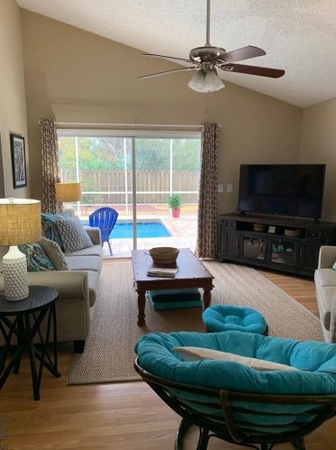 41 Bristol Ln, Palm Coast, FL 32137-2509