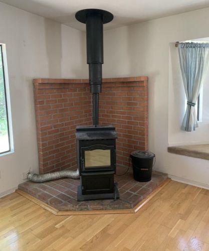 12825 Pine Cone Cir, Grass Valley CA  95945-8800 exterior