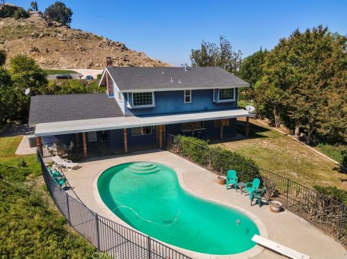 12065 Westwood Ln, Colton CA  92313-5309 exterior