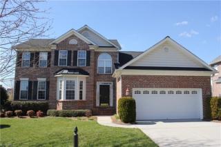 2000 Waterford Village Dr, Clemmons, NC 27012-8586