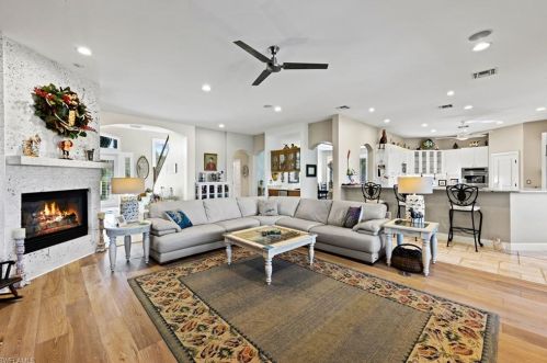 848 Birdie View Pt, Sanibel FL  33957-4629 exterior