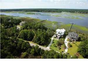 32 Cape Island Dr, Awendaw, SC 29429