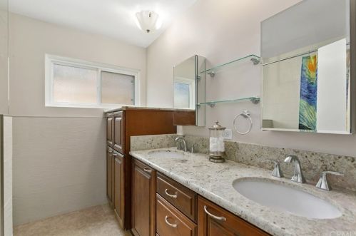 1539 Avolencia Dr, Fullerton CA 92835-3717 exterior