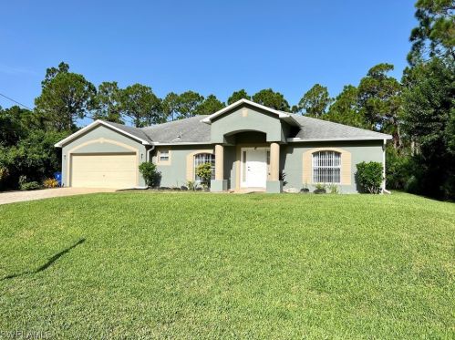 726 Puccini Ave, Lehigh Acres, FL 33974-2519