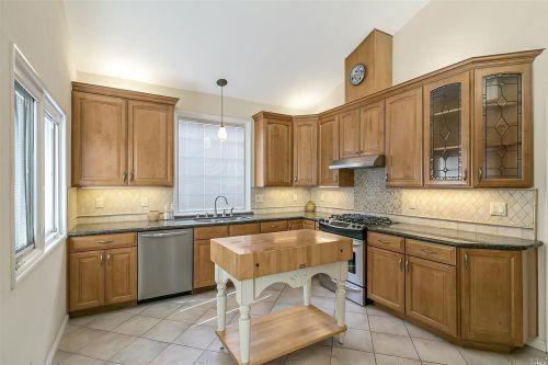 509 Poppy Cir, Benicia CA  94510-3715 exterior