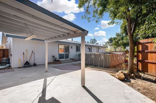 28185 Lindell Rd, Lake Elsinore CA  92532-7348 exterior