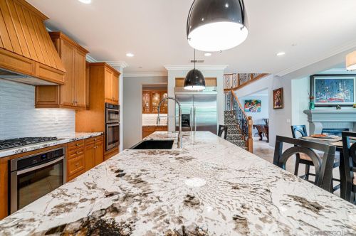 15231 Falcon Crest Ct, San Diego CA 92127-3702 exterior