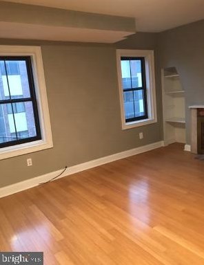 102 Fairmount Ave, Philadelphia PA  19123-3005 exterior
