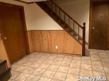 6 Peter Ct, Huntington Station NY  11746-4500 exterior