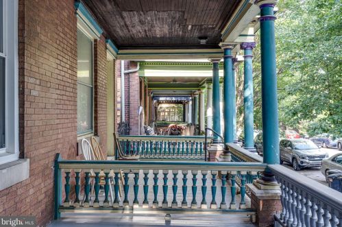 4425 Larchwood Ave, Philadelphia PA  19104-3915 exterior