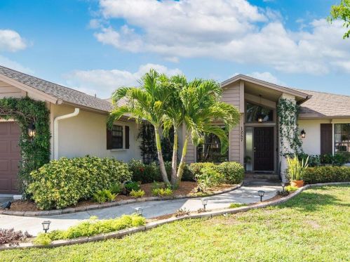 1257 6th Ave, Marco Island, FL 34145-2872