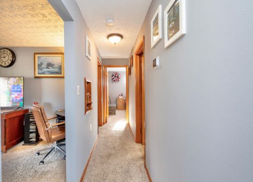 436 Ontario Ave, Bellefontaine OH  43311-2523 exterior