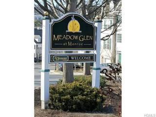 18 Barr Ln, Monroe, NY 10950-4939