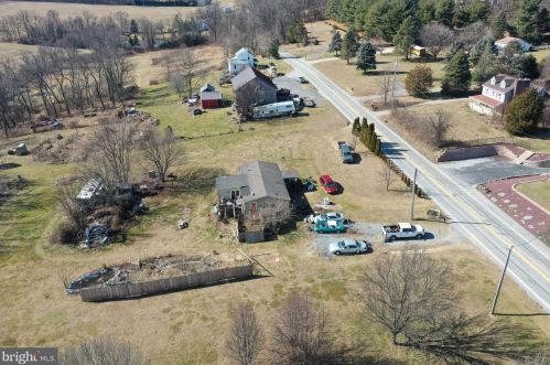 2212 Burkholder Rd, Red Lion, PA 17356-8897