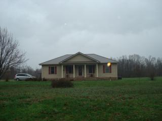 2483 K Parker Rd, Bradyville, TN 37026-4504