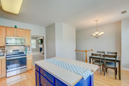 160 Fair Sailing Rd, Mount Pleasant SC  29466-8158 exterior