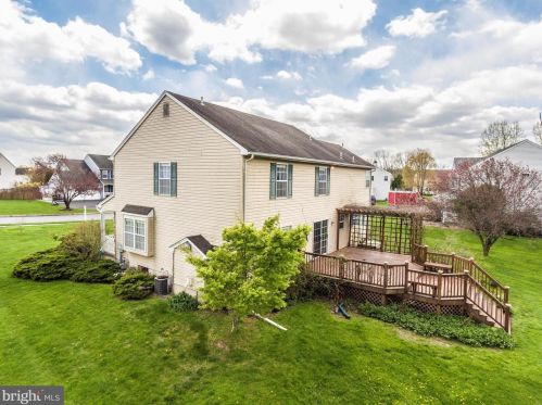 309 Williams Cir, Collegeville PA  19473-2344 exterior