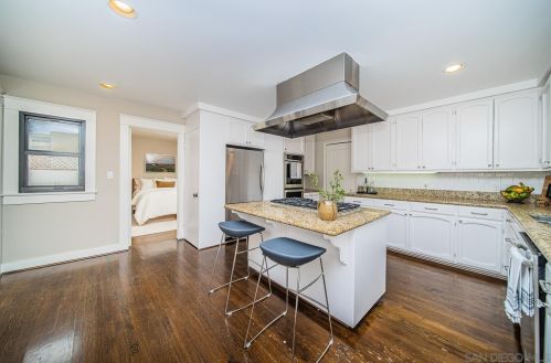 3017 Goldsmith St, San Diego CA  92106-1416 exterior