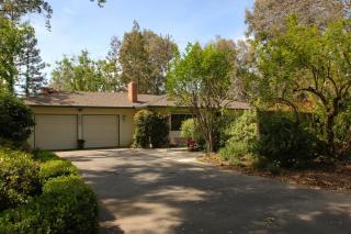 4939 Del Mar Ave, Fresno, CA 93704-3327