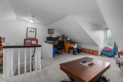 1427 Juniata St, Pittsburgh PA 15233-1218 exterior