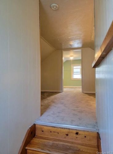 82 Ridgewood Ave, Middletown NY  10940-3415 exterior