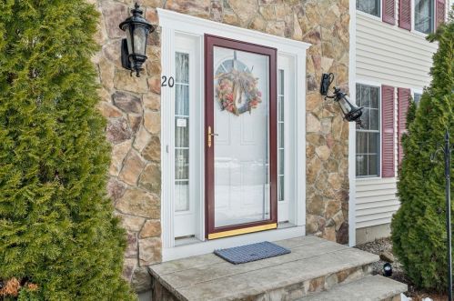 20 Ordway Ln, Kingston, NH 03848-3574