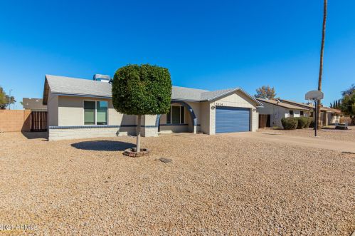 5014 Windrose Dr, Glendale, AZ 85304-2038