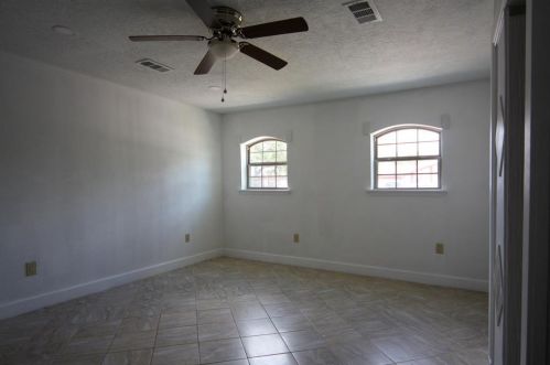 626 12th St, Morgans Point TX  77571-3131 exterior