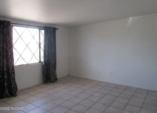 2161 Calle Narciso, Tucson, AZ 85705-1219