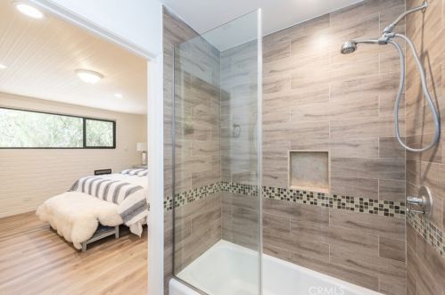 1800 Buenos Aires Dr, Covina CA  91724-3901 exterior