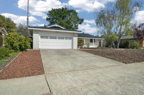 1472 Lewiston Dr, Sunnyvale, CA 94087-3110