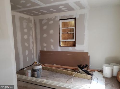 474 Deptford Ave, West Deptford NJ  08093-2235 exterior