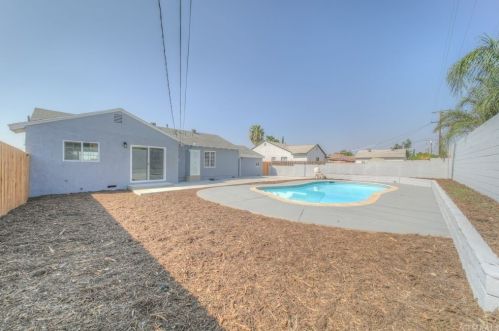 540 Victoria St, Rialto CA  92376-5231 exterior