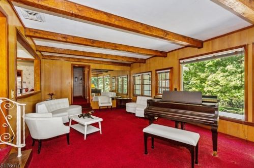 304 Jacksonville Rd, Lincoln Park NJ  07035-1515 exterior