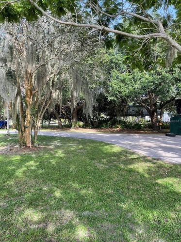 3500 Boggy Crk Rd, Kissimmee FL 34744-9413 exterior