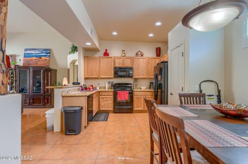 3281 Lakeside Vw Dr, Tucson AZ 85730-2736 exterior