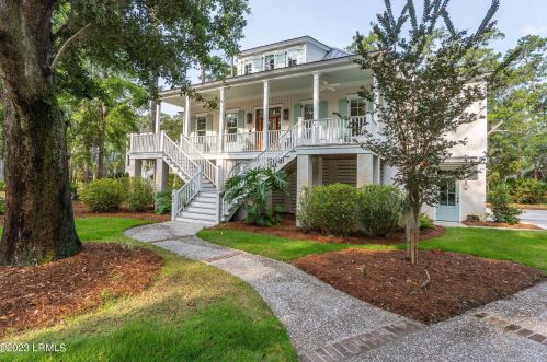 32 Anchorage Way, Beaufort, SC 29902-5890