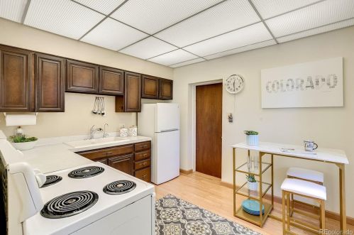 5050 Raleigh St, Denver CO 80204-4725 exterior