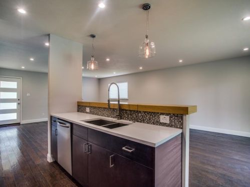 500 Salem Dr, Richardson TX  75080-3431 exterior