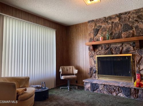 158 Pinehurst Ct, San Bernardino, CA 92407-2726