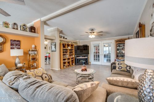 12160 Kristina Ln, Tucson, AZ 85735-2303