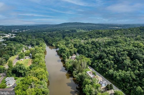 4940 Skippack Pike, Collegeville PA  19473-2049 exterior